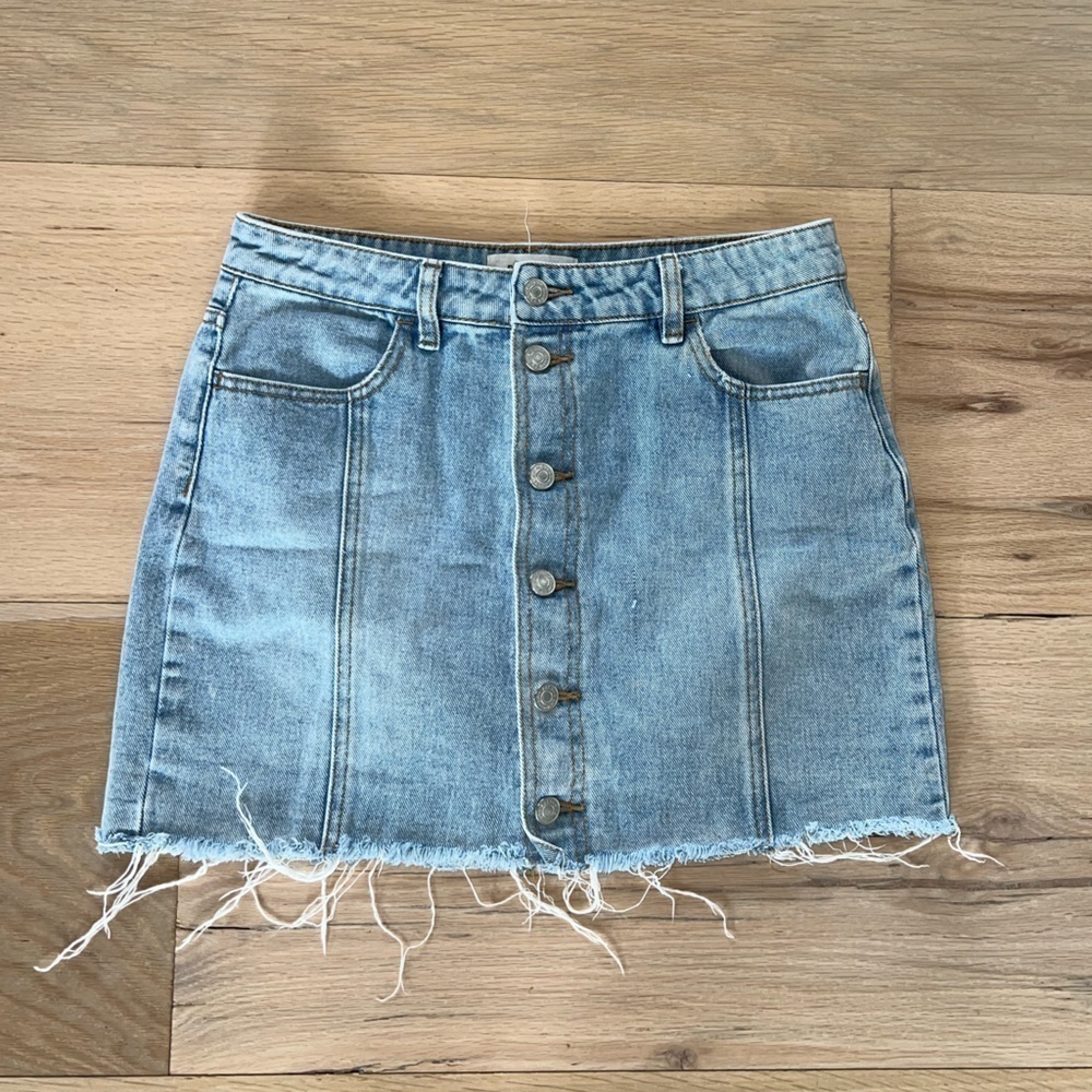 Pacsun Denim Skirt Light Wash With Buttons Size 27